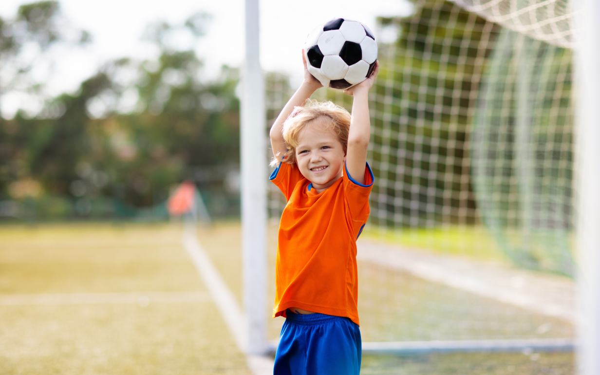 20 luchshih detskih futbolnyh shkol v moskve