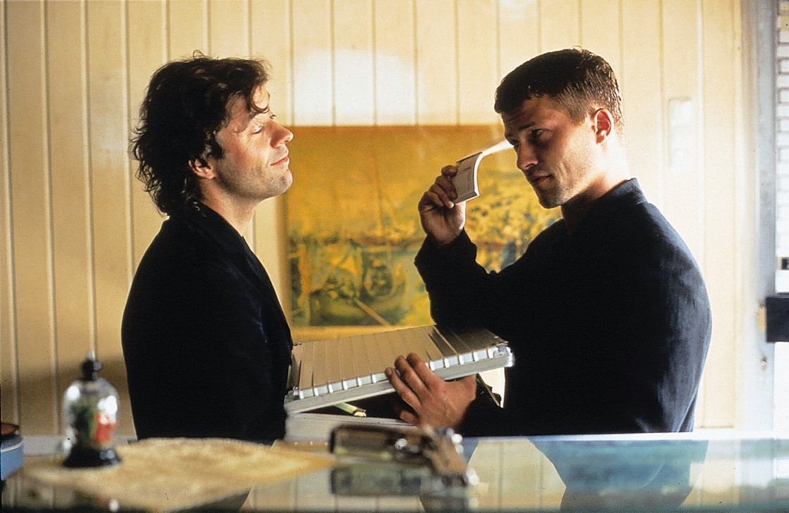 достучаться