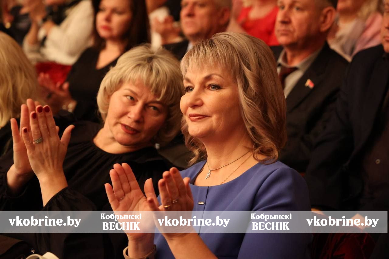 photo 2025 11 28 22 04 24 5 2