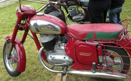 Использование мотошлема позволяет снизить количество тяжелых и смертельных травм на 45%