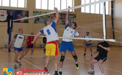 Волейбольным турниром вспомнили бывшего директора Кобринского хлебозавода 