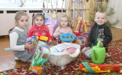 Добрым волшебником для воспитанников яслей-сада аг. Дивин стал местный житель Афанасий Гапанович