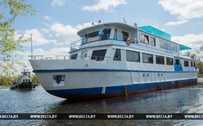 Круизный теплоход «Белая Русь» отправляется из Бреста в первый рейс по Полесью и прибудет в Кобрин.