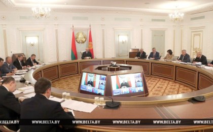 Тема недели: Лукашенко провёл республиканское селекторное совещание по вопросам уборки урожая