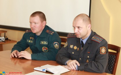 С беседой  – в трудовые коллективы