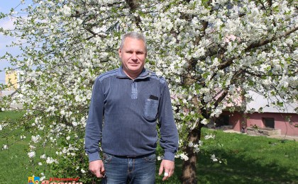 На сэрцы чорнай стужкай…