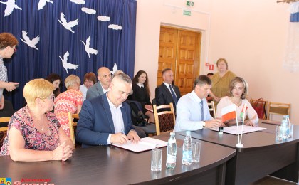 Договор о сотрудничестве подписали в Кобринской детской деревне