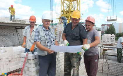 Кобрын будуе – Кобрын жыве!