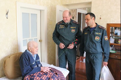 С вниманием и заботой к ветеранам