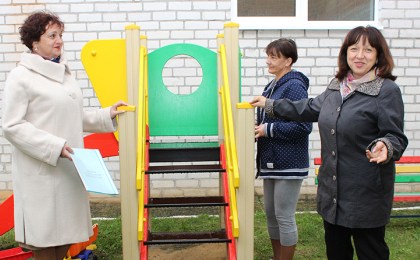 Идущие дорогою добра