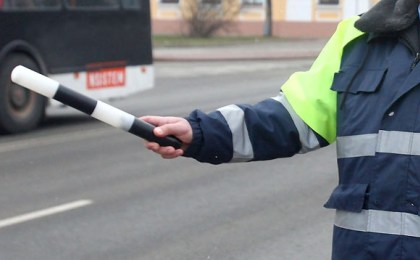 На территории Кобринского района 20.02.2020 проводится Единый день знаний Правил дорожного движения по теме: «Безопасный переход!»