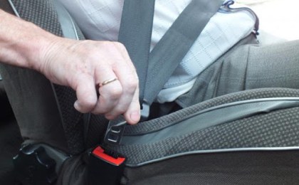 Сели в автомобиль – пристегнитесь