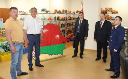 Заместитель Генпрокурора Александр Лашин посетил СООО «ПП Полесье» в Кобрине