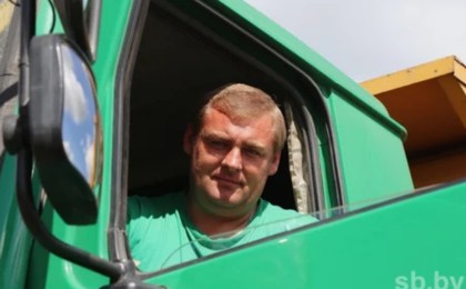 Жатва в самом крупном хозяйстве Кобринского района близится к завершению