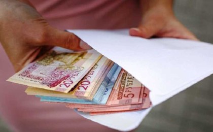 О средней зарплате по Кобринскому району и выплатах «в конверте»