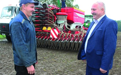 И славит труд родную землю… О реалиях и перспективах ОАО «Стригово» рассказывает директор Игорь Масько