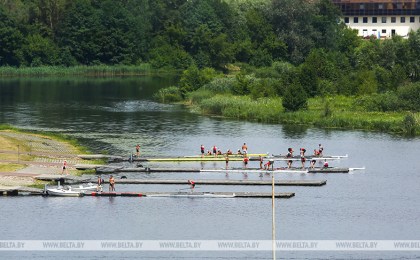 Кобринские гребцы участвуют в областной спартакиаде школьников на Брестском канале