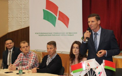 Адкрыты дыялог у Кобрыне: простай мовай аб складаных рэчах