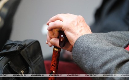 Лукашенко подписал указ о повышении пенсий