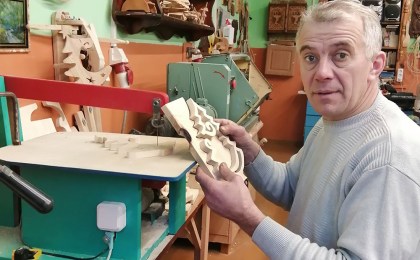 Сосновые ёлки и еловые снеговики - отдушина для мастера Василия Миронюка из Минянки