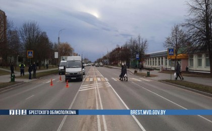 В Кобрине 10-летняя девочка пострадала в ДТП на ул. Дзержинского