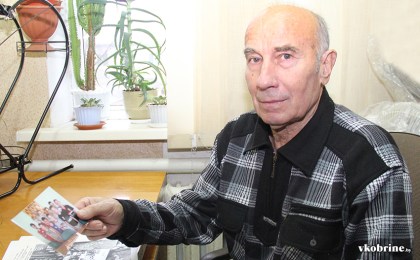 За 40 лет тренерской деятельности Алексей Петрович привил любовь к шахматам у сотен мальчишек и девчонок