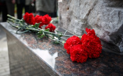 Віншаванне кіраўніцтва Кобрынскага раёна з Днём памяці воінаў-інтэрнацыяналістаў