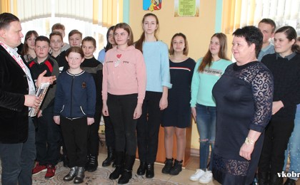 Роман Мельник встретился с учащимися и педагогами Верхолесского учебно-педагогического комплекса в рамках проекта «Школа активного гражданина»