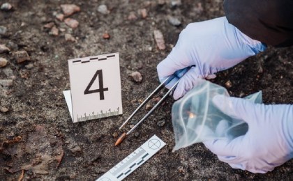 О том, как изъятые следы рук приводят к конкретному человеку