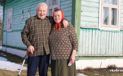 Прамяні ізумруднага вяселля сям'і Жук з вёскі Лелікава