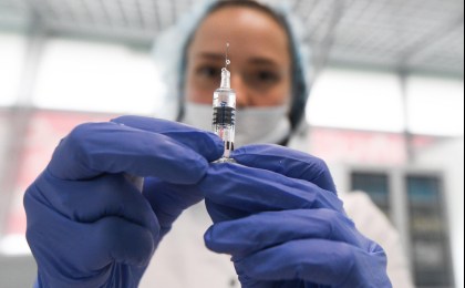 По состоянию на 24 марта в Кобринском районе против коронавирусной инфекции вакцинировано 375 человек