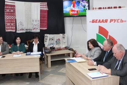 Кіраўнікі прафсаюзаў Кобрыншчыны правялі дыскусійную пляцоўку з моладдзю