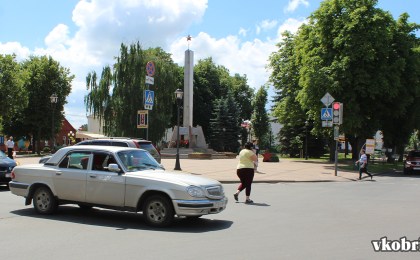 «Никакой диагонали».  О движении на перекрестке возле кафе «Лакомка» в Кобрине