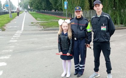  «Безопасная дорога в школу»: 1 и 2 сентября в Кобрине прошли совместные акциии ГАИ и БРСМ