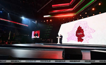 Александр Лукашенко: «В основе народного единства белорусов – древнейшая традиция народовластия»