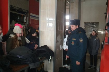 Кобринские спасатели провели экскурсию для школьников