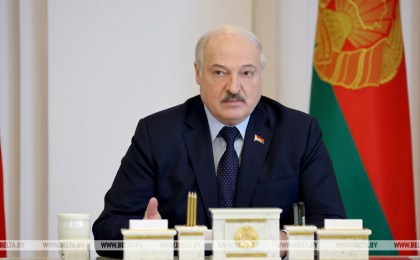 Вывести из тени председателей райисполкомов и расшевелить руководителей предприятий. Подробности жесткого разговора у Лукашенко