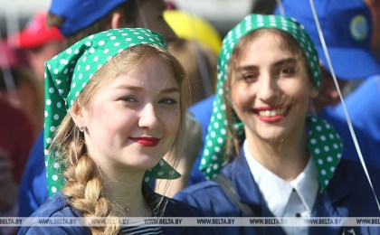Чествование передовиков, вело- и автопробеги, трудовые акции: Брестская область готовится встретить Первомай