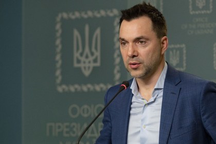 «Украинская власть презирает украинский народ». Как эти слова Арестовича прокомментировала Монтян