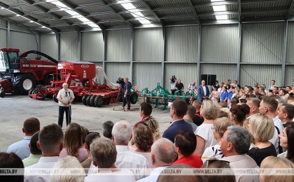 «Берегите себя!» Главный месседж рабочей поездки Лукашенко на Брестчину, актуальный для всей Беларуси