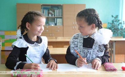 Лукашенко: мы сделали все, чтобы для малышей и их родителей День знаний стал самым счастливым днем