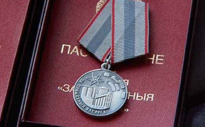 Медалью «За трудовые заслуги» награждены Александр Пачко и Андрей Игнатюк