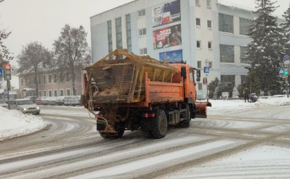 Справимся со снежной стихией вместе!