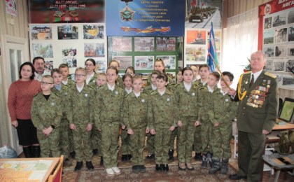 Кобринским кадетам рассказали о войне в Афганистане