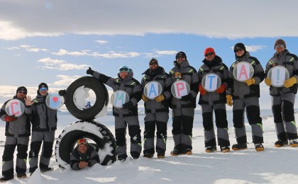 Белорусские полярники поздравили женщин с 8 Марта