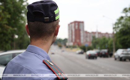 ГАИ напоминает водителям о правилах безопасности в жаркую погоду