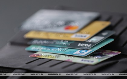 МВД: в два раза реже дети стали похищать деньги с банковских карт в Беларуси