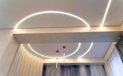 Натяжные потолки в Кобрине: роскошь и практичность в каждой комнате