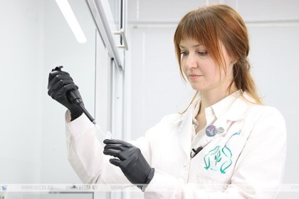В Беларуси доля женщин-исследователей превышает 50% во всех отраслях, кроме технических наук