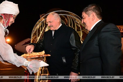 Лукашенко прибыл с рабочим визитом в Кыргызстан на саммит СНГ